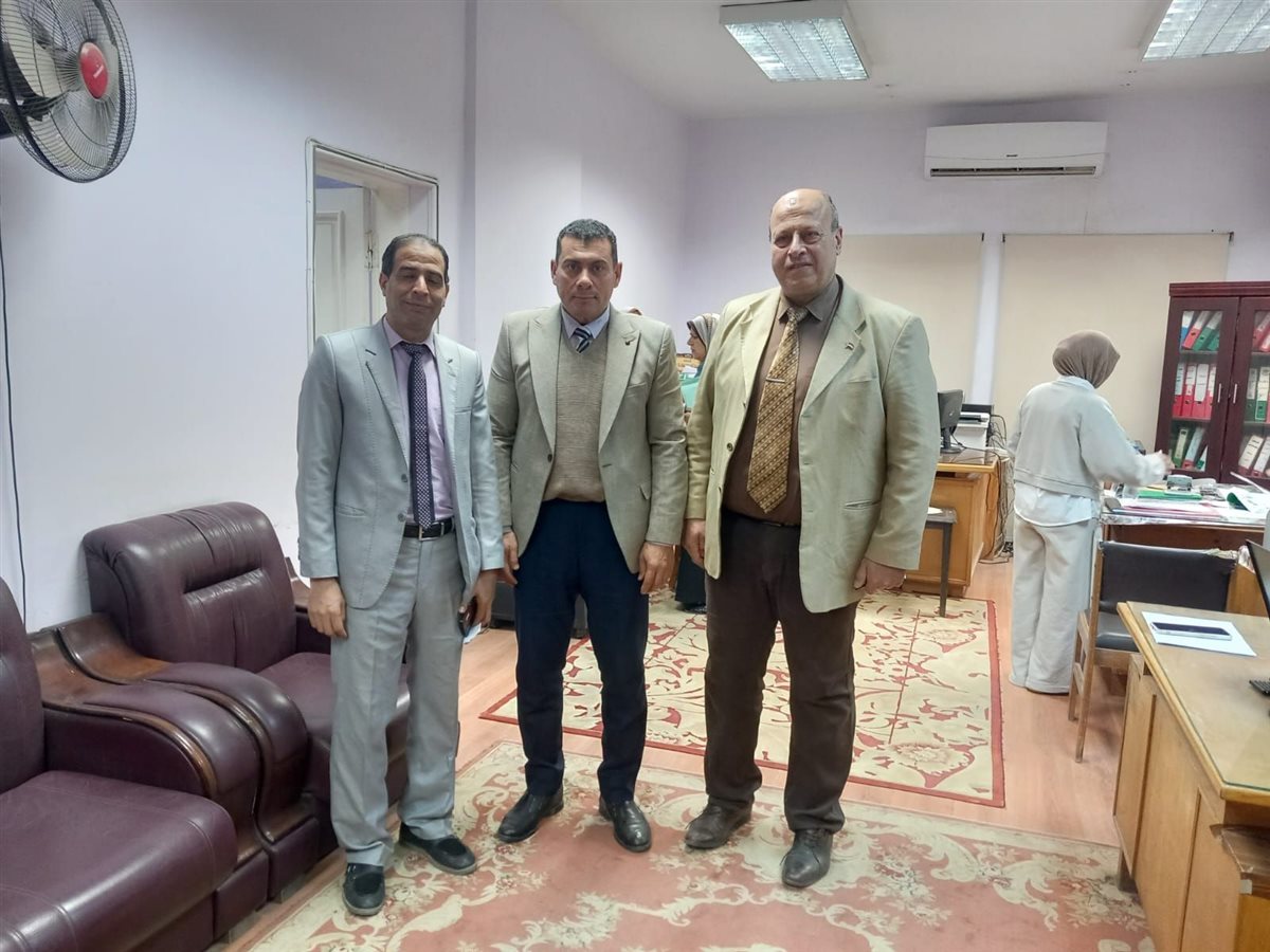 وحدة إدارة الأزمات والكوارث بجامعة الفيوم تنفذ زيارة ميدانية بكلية الأداب