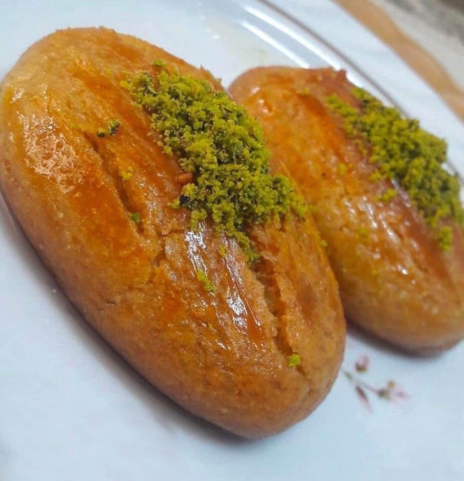 طريقة عمل رموش الست&nbsp;