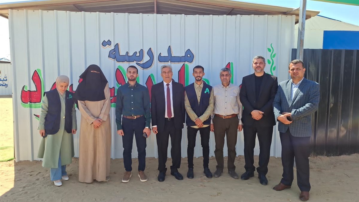 جانب من الزيارة