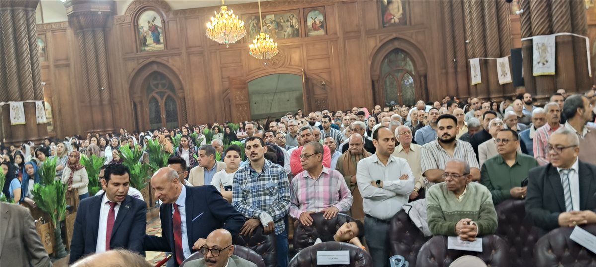 ترانيم وأجراس وصلوات.. كنائس الفيوم تحتفل بعيد القيامة المجيد&nbsp;