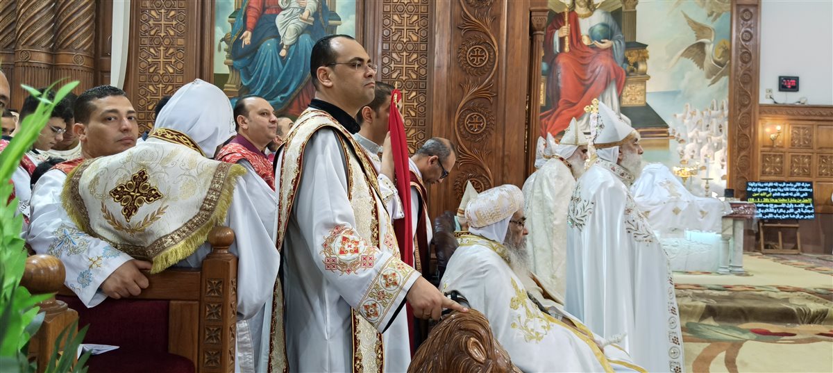 ترانيم وأجراس وصلوات.. كنائس الفيوم تحتفل بعيد القيامة المجيد&nbsp;