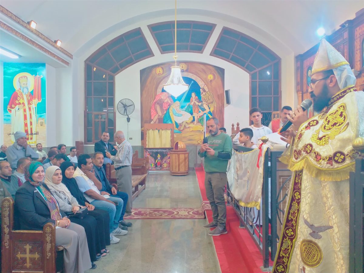 رئيس مركز ابشواى تقدم التهنئة لكنائس ابشواي والسنجأ وطبهار وابوكساه والعجميين&nbsp;<br>&nbsp;