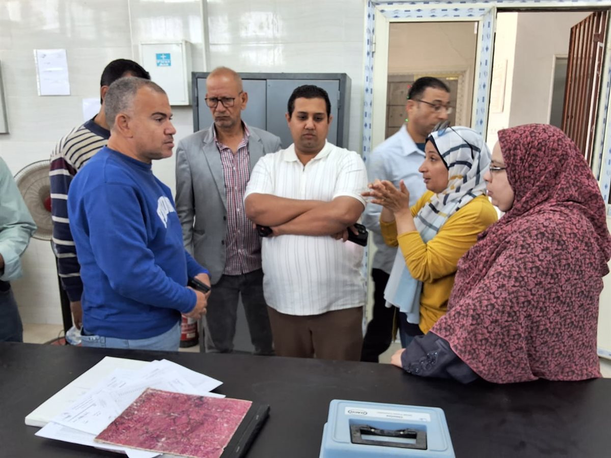 رئيس مياه الفيوم يتفقد محطات معالجة مياه الصرف الصحي بمركز إطسا