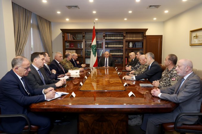 <strong>الرئيس اللبناني ووفد اللقاء الديمقراطي</strong>