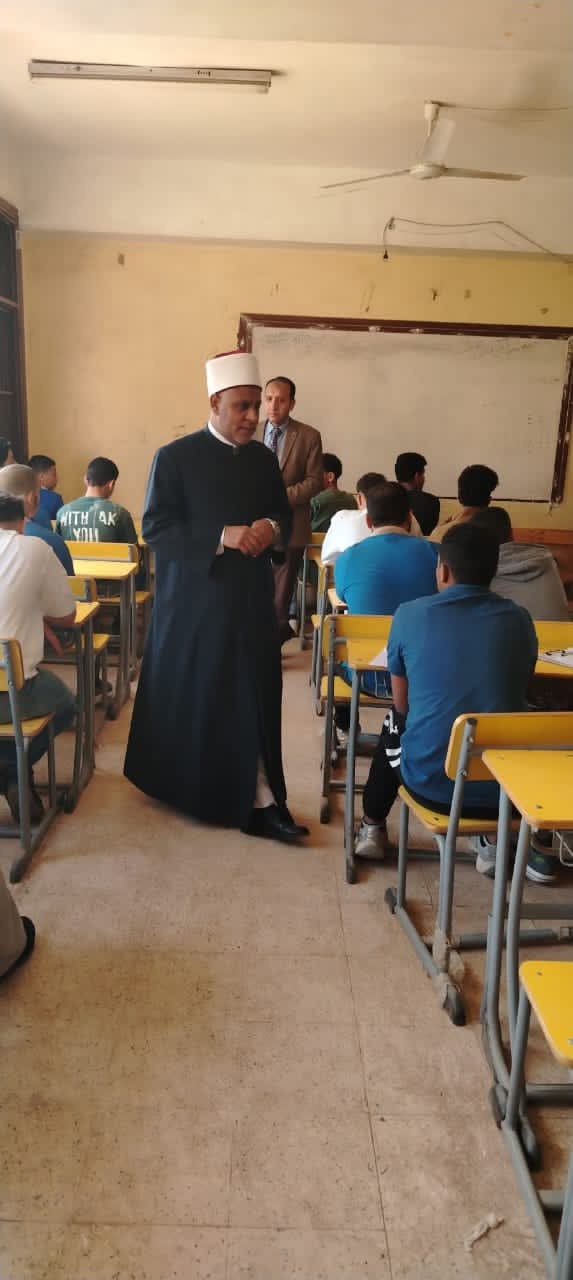 جانب من جولة رئيس قطاع المعاهد الأزهرية