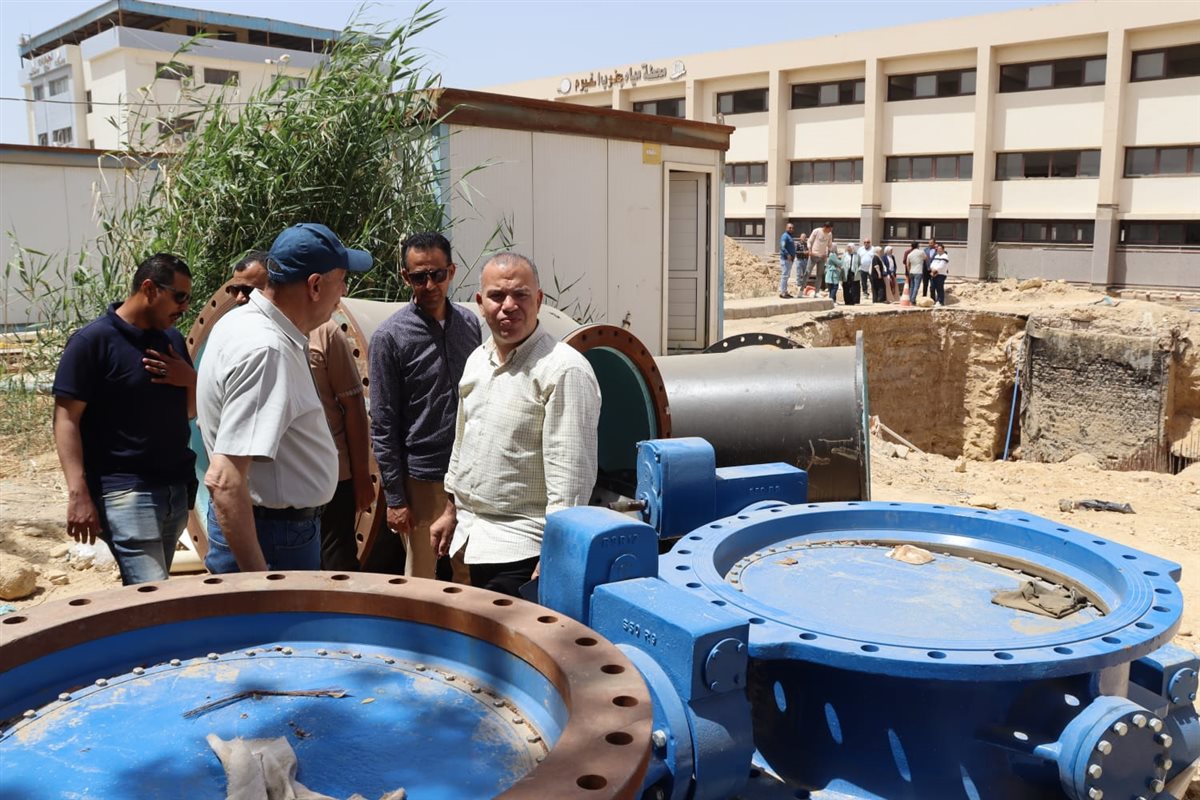 رئيس مياه الفيوم يتابع الاستعدادات النهائية لربط المرحلة الثالثة بمحطة العزب الجديدة بحياة كريمة