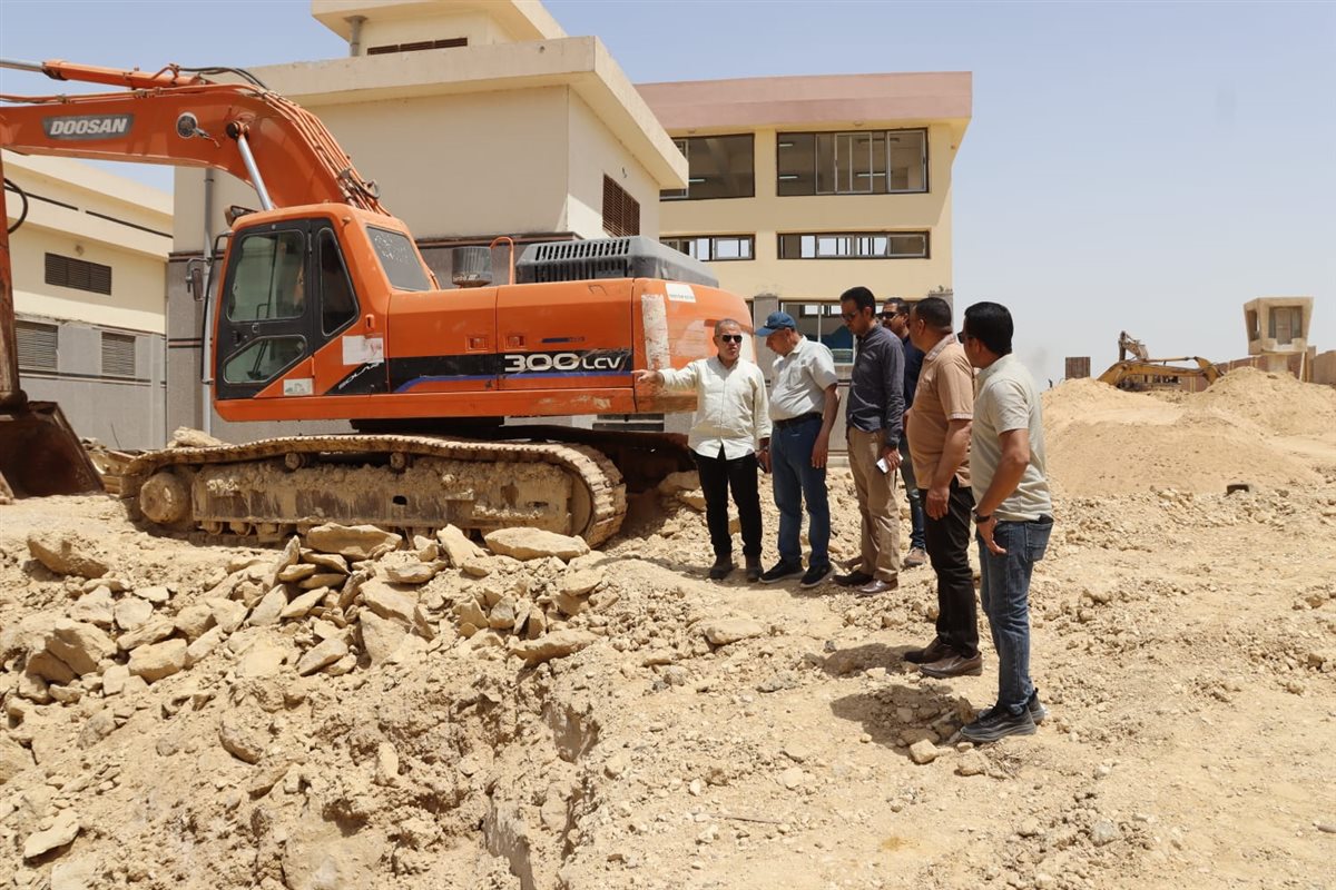 رئيس مياه الفيوم يتابع الاستعدادات النهائية لربط المرحلة الثالثة بمحطة العزب الجديدة بحياة كريمة