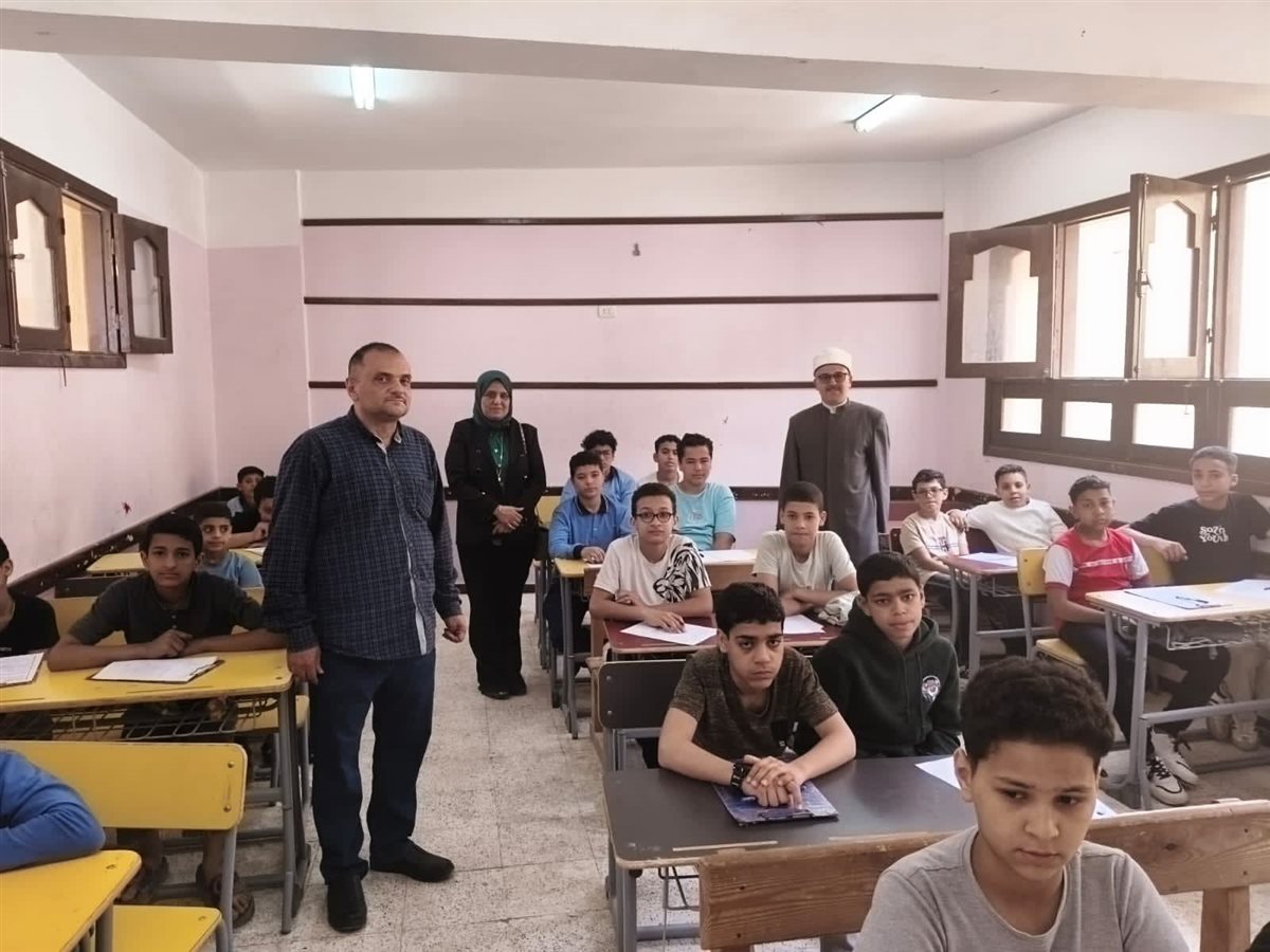 جانب من تفقد امتحانات النقل بالأزهر