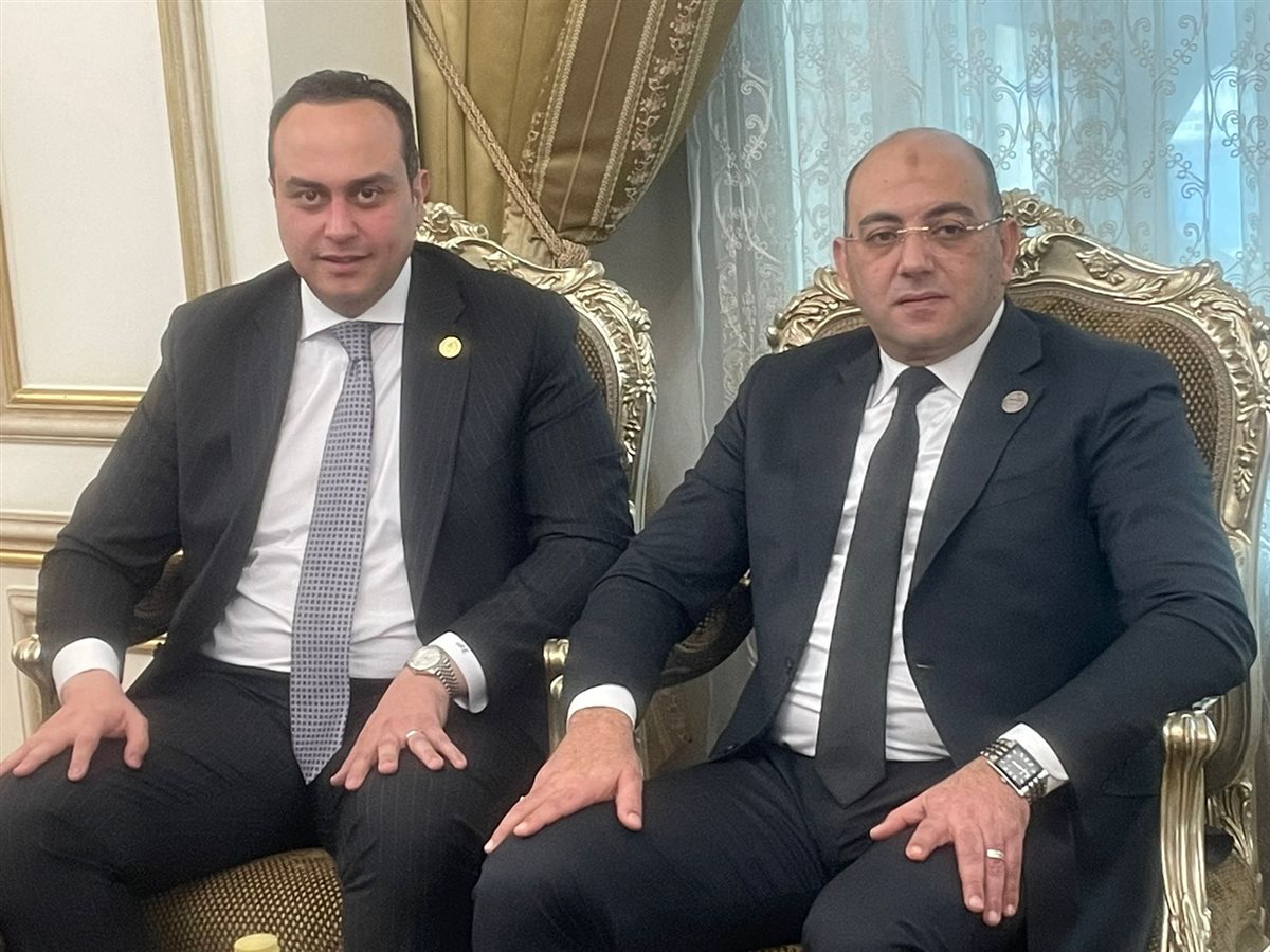 جانب من فعاليات الجلسة النقاشية