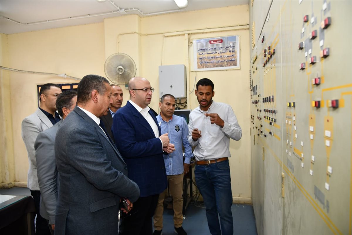محافظ الفيوم يتفقد أعمال توريد القمح المحلي بصوامع شركة مطاحن مصر الوسطى