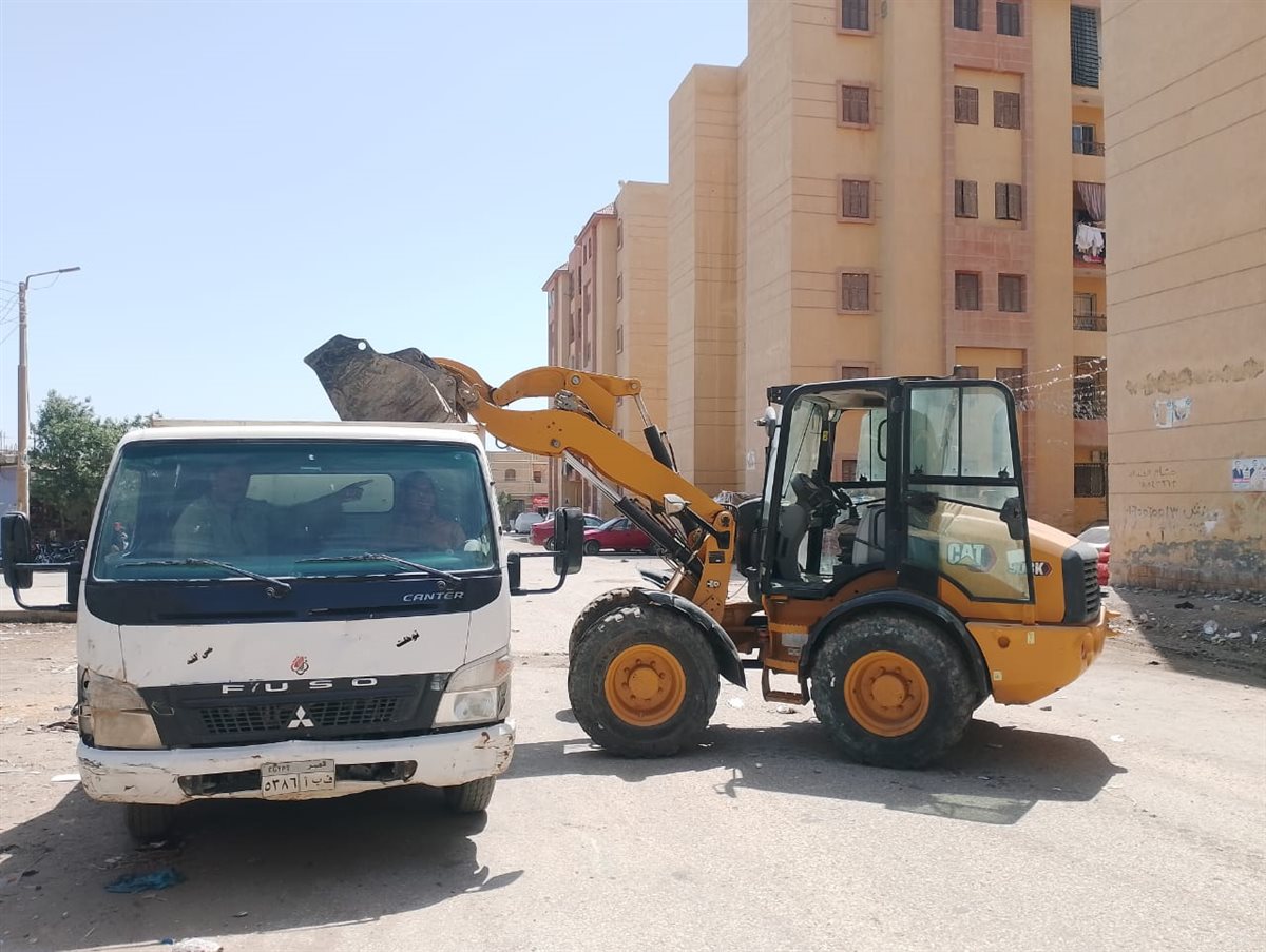 حملات للنظافة ورفع الإشغالات وتحسين المظهر الحضاري بمركزي إطسا وطامية