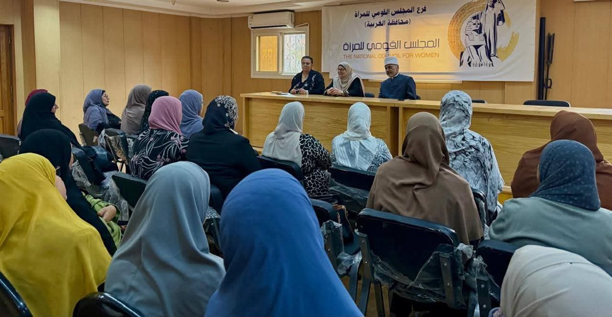 الأسرة خط الدفاع الأول في مواجهة الشائعات