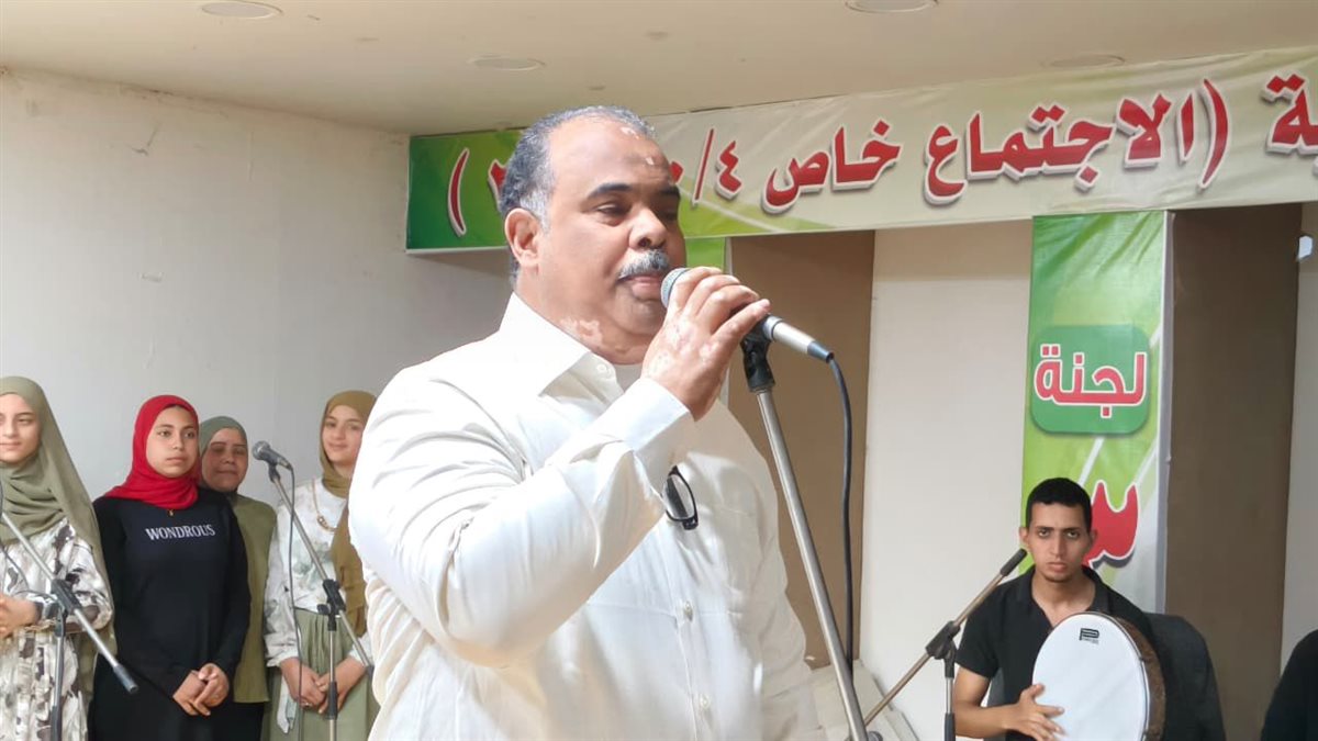 “سواعد تبني الوطن”.. ثقافة الفيوم تحتفي بعيد العمال بفقرات وطنية وفنية كبرى بنادي المحافظة
