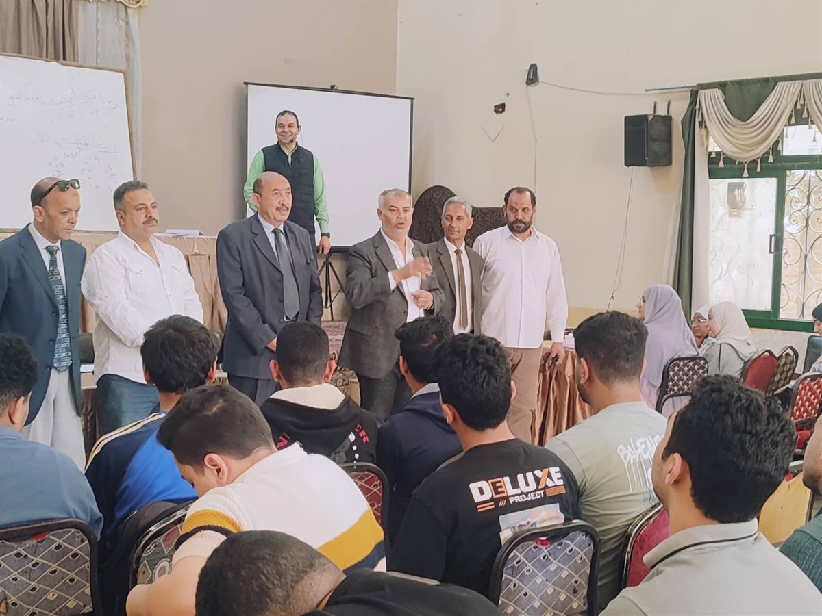 &nbsp;انطلاق المراجعات النهائية المجانية لطلاب الشهادة الإعدادية بإدارة إبشواي التعليمية