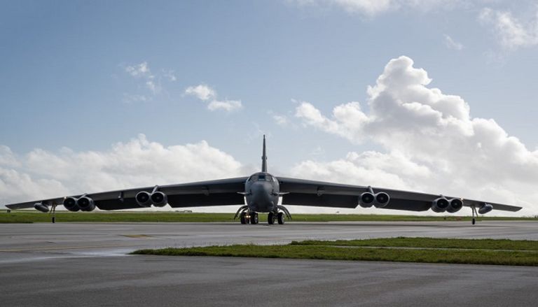 <strong>قاذفة بي-52</strong>