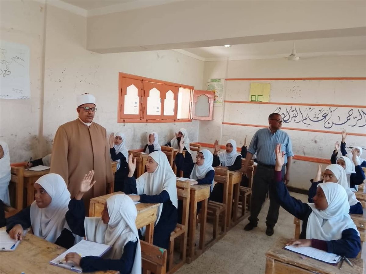 صورة أرشيفية وكيل منطقة الاقصر الازهرية