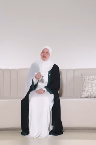 واعظة الأوقاف سحر رؤوف