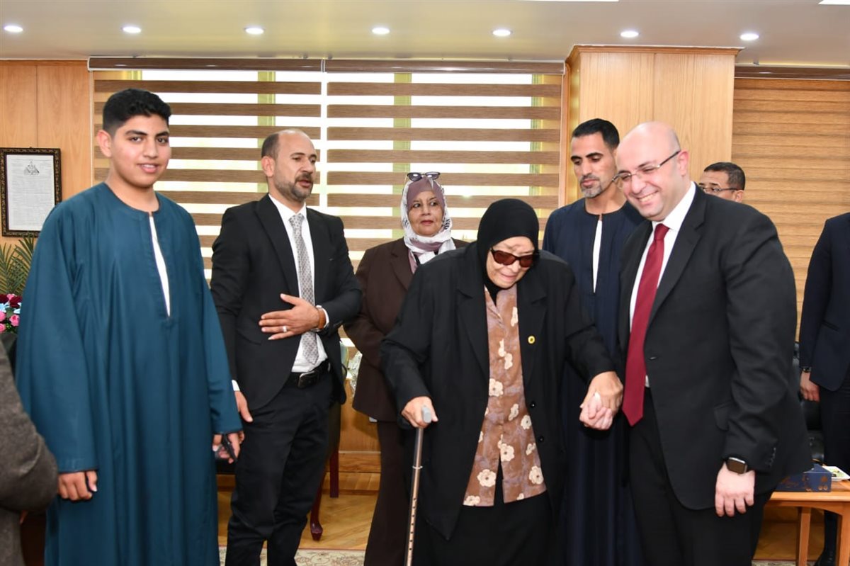 محافظ الفيوم يستقبل المهنئين بعيد الأضحى المبارك