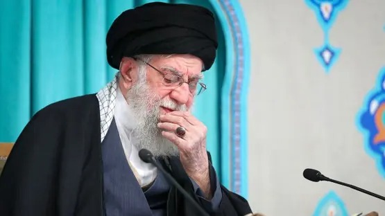 <strong>علي خامنئي</strong>