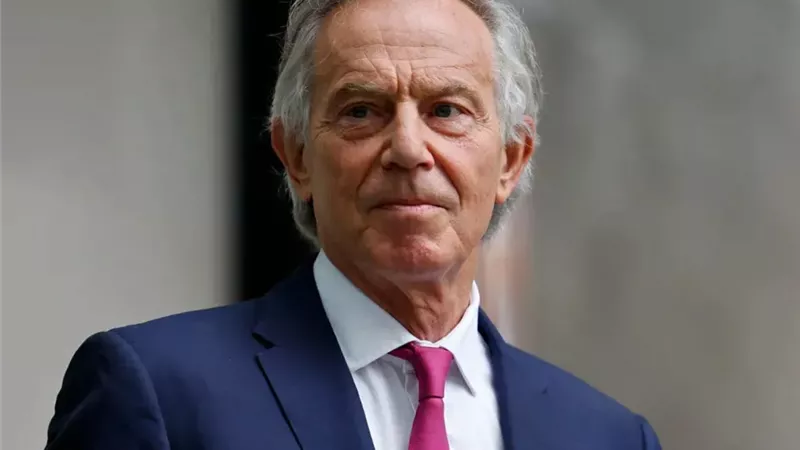<strong>توني بلير</strong>
