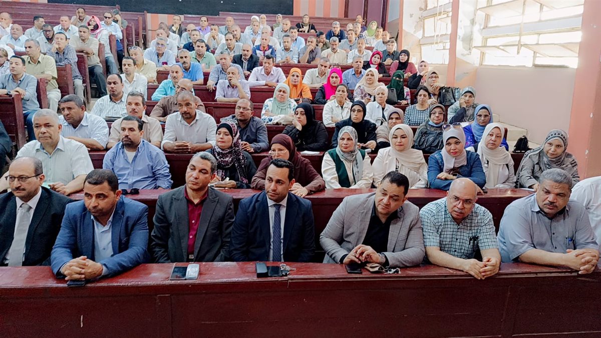 فريق لمتابعة أمتحانات الشهادة الأعدادية بالفيوم.. ولا تهاون مع حالات الغش&nbsp;