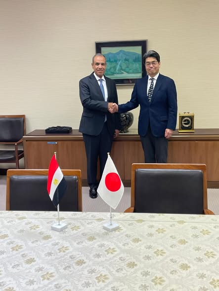 <strong>وزير الخارجية يلتقي محافظ البنك الياباني للتعاون الدولي</strong>