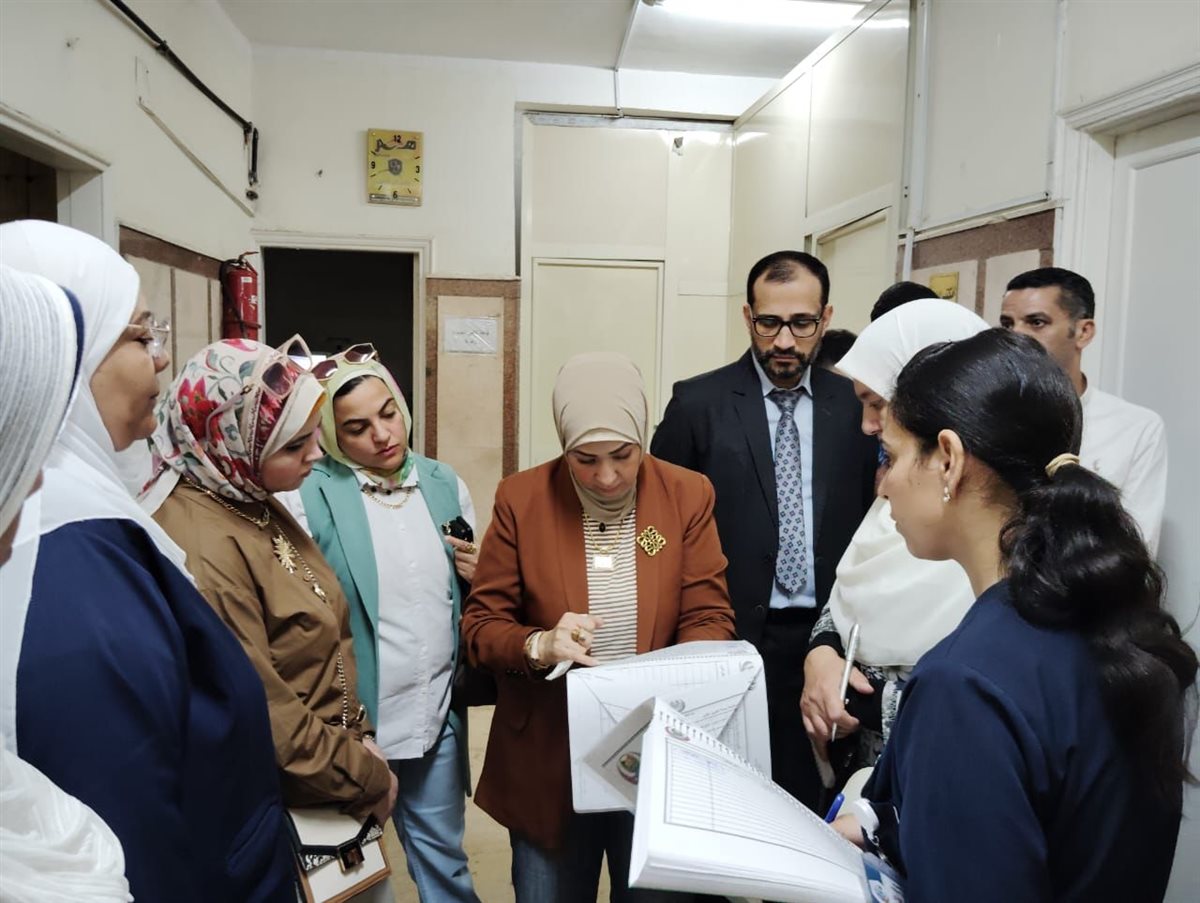 وكيل وزارة الصحة بالفيوم تتفقد مستشفى فيديمين وطامية المركزى .. وتستمع لشكاوى المرضى&nbsp;