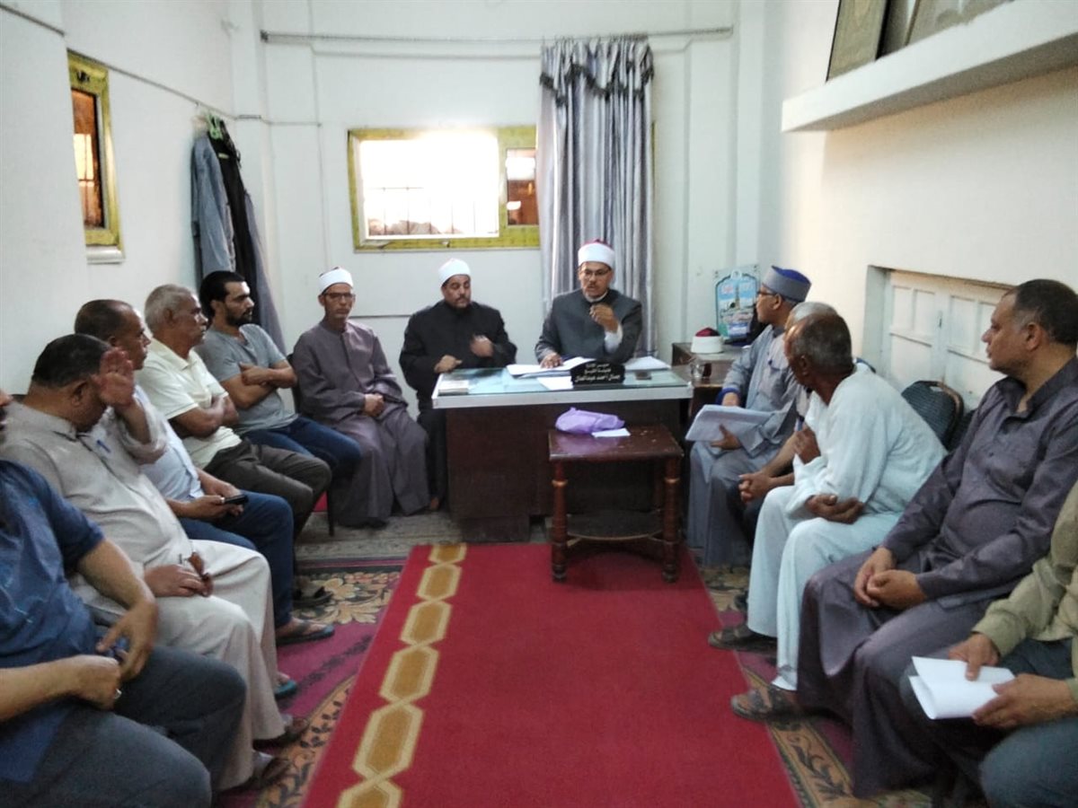 مدير الدعوة بالفيوم يواصل جولاته المرورية على مقار الإدارات لمتابعة سير العمل الدعوي والإداري