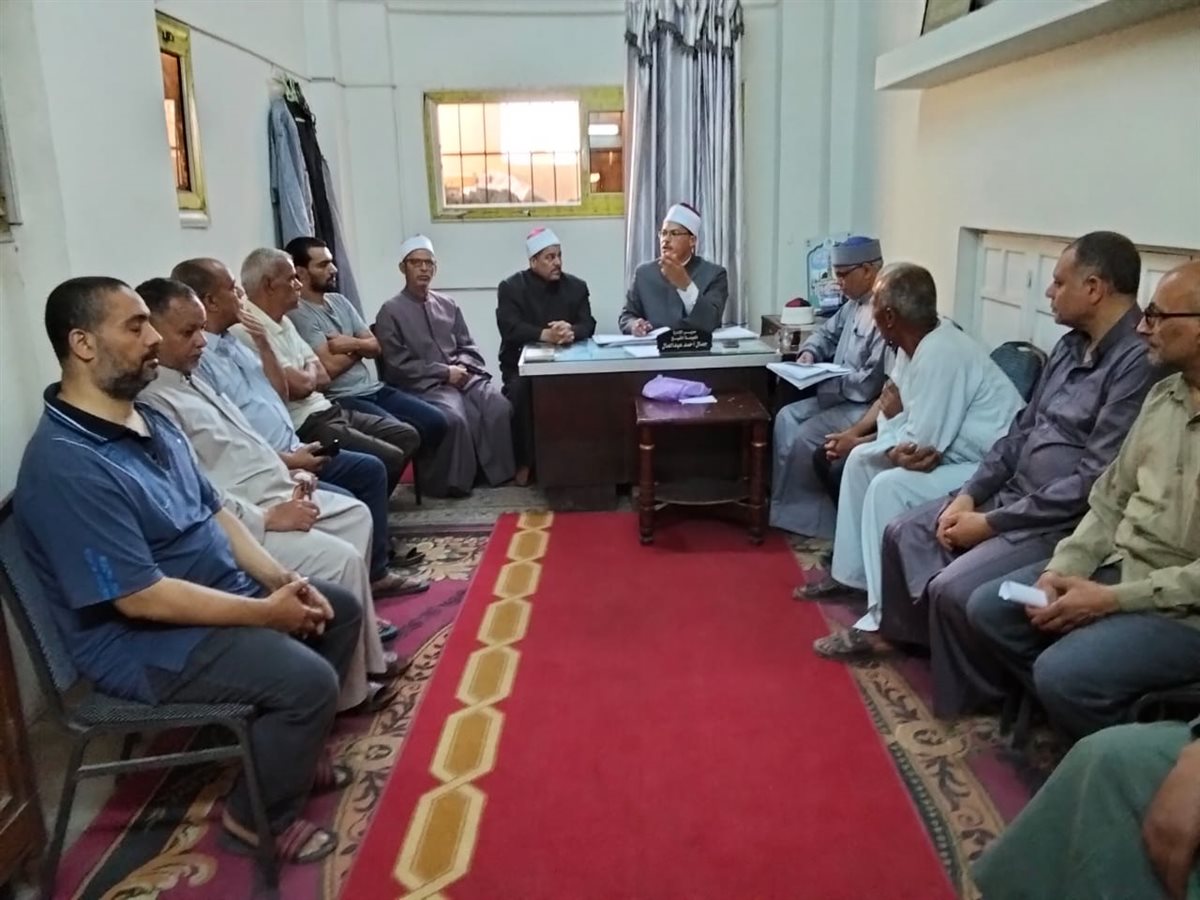 مدير الدعوة بالفيوم يواصل جولاته المرورية على مقار الإدارات لمتابعة سير العمل الدعوي والإداري