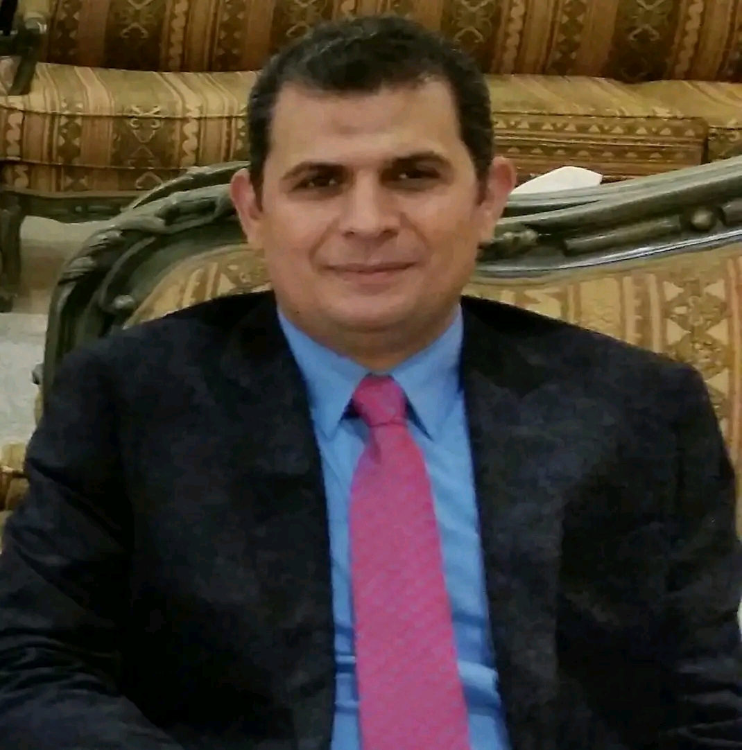 الدكتور طلعت عبدالفتاح استشاري أمراض النساء والتوليد