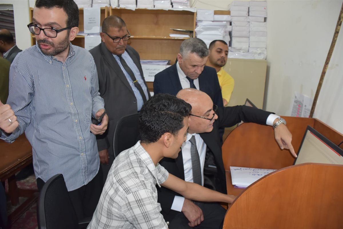 جانب من متابعة رئيس جامعة مدينة السادات للامتحانات