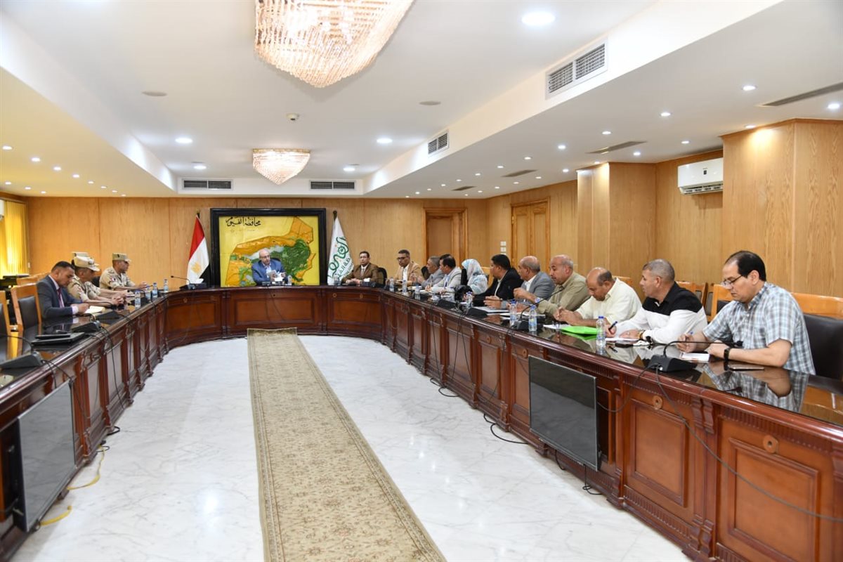 محافظ الفيوم يراجع جاهزية معدات الوحدات المحلية للتدريب العملي المشترك 