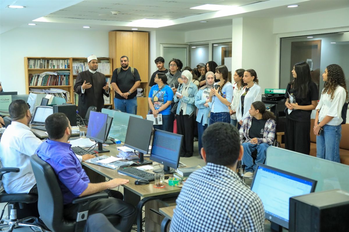 البحوث الإسلامية يستقبل وفدا من طلاب الجامعة الأمريكيّة لتعرف جهوده الدعوية والعلمية