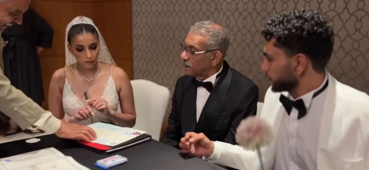 لحظة عقد قرآن زياد نجل الفنان سيد رجب