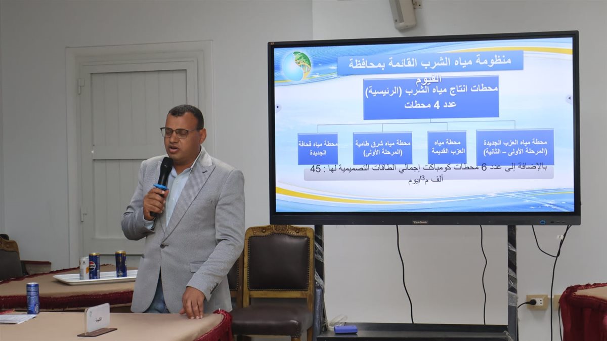 «سعيد»: تدخلات فنية وموازنات بالشبكات لضمان وصول المياه للمناطق الساخنة لحين دخول المشروعات الجديدة الخدمة