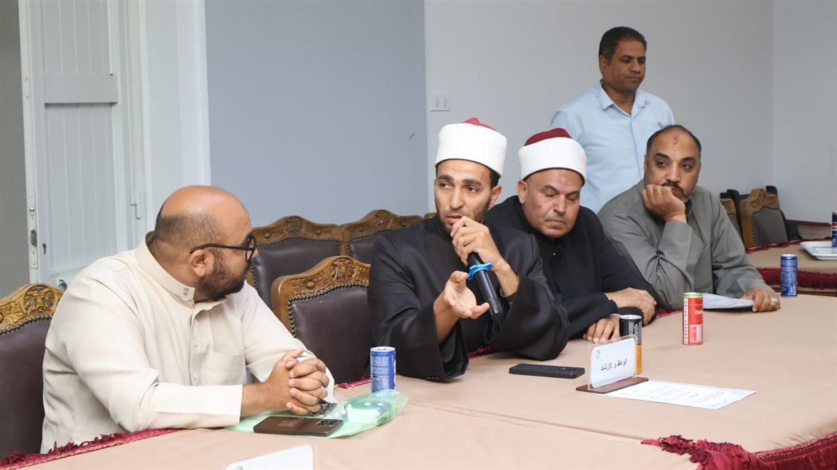 «سعيد»: تدخلات فنية وموازنات بالشبكات لضمان وصول المياه للمناطق الساخنة لحين دخول المشروعات الجديدة الخدمة