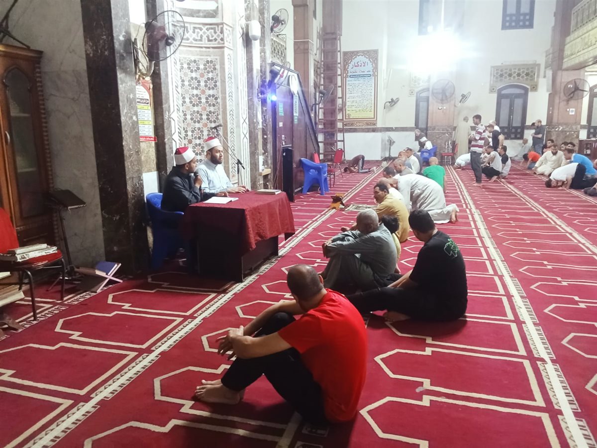 مجالس علمية في التفسير لتعزيز الوعي الديني ونشر الفكر الوسطي بأوقاف الفيوم