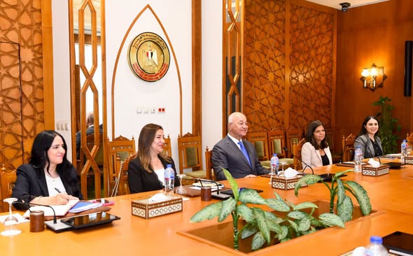 <strong>وزير الخارجية يستقبل مفوض الأمم المتحدة السامي لشؤون اللاجئين</strong>