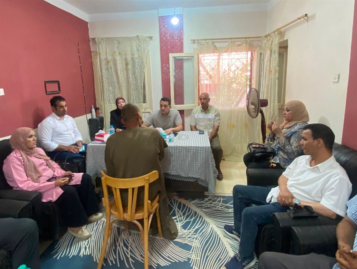 نائب محافظ الفيوم يبحث 16 طلباً وشكوى بلقاءً لخدمة المواطنين بقرية العزب