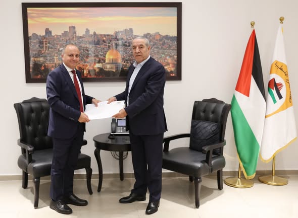 <strong>سفير مصر في رام الله يلتقي نائب الرئيس الفلسطيني</strong>