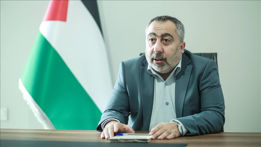 <strong>طاهر النونو، المستشار الإعلامي لرئيس حركة حماس</strong>