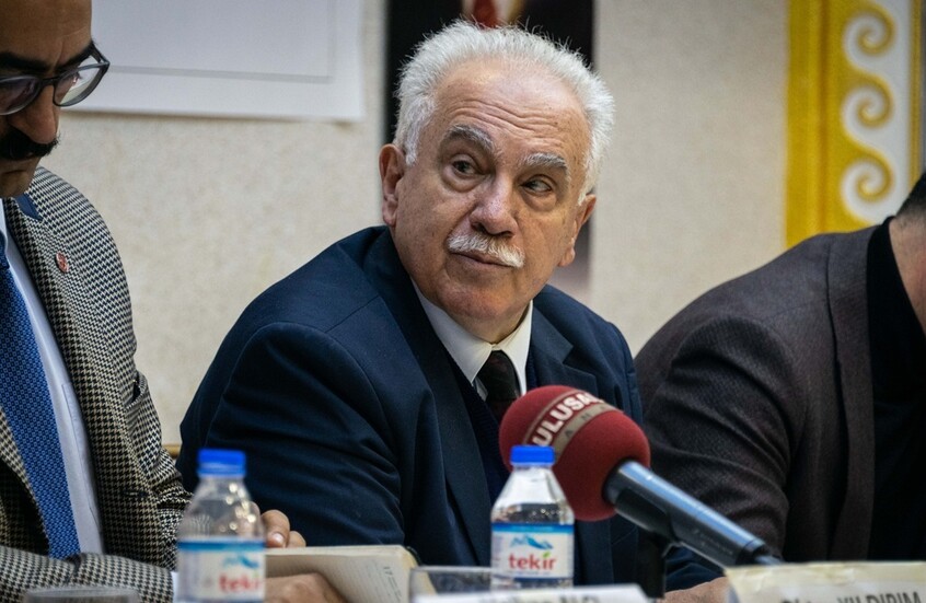 <strong>رئيس حزب الوطن التركي، دوغو بيرينشيك</strong>