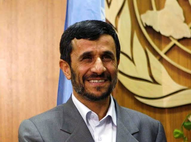 الرئيس الإيراني الأسبق محمود أحمدي نجاد
