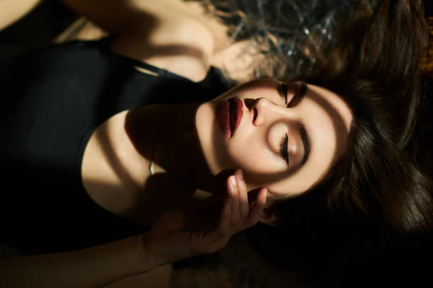 العناية السريرية بالبشرة