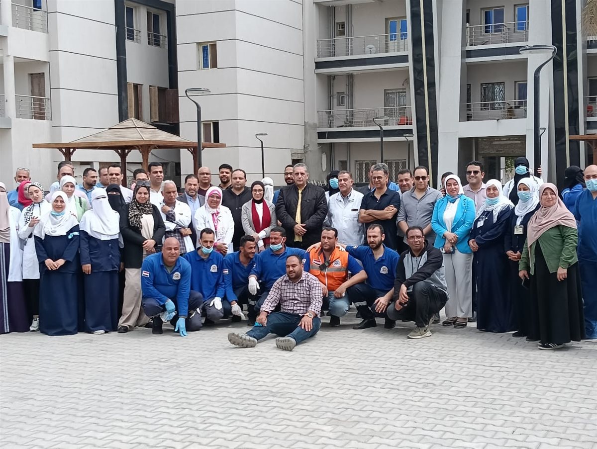 الفرق الطبية والإدارية المشاركة فى تنفيذ خطة السلامة والصحة المهنية