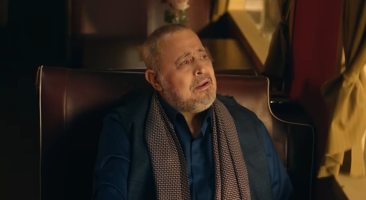 جورج وسوف في كليب طمني عالحبايب