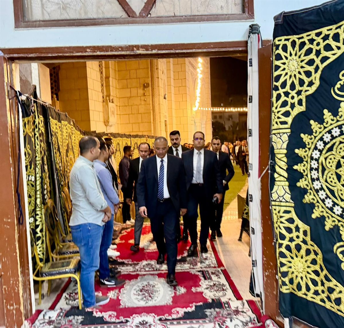 مديرأمن الفيوم يقدم التعازى لأسرة الرائد زياد عبدالحليم بعد وفاته إثرحادث مرور