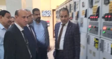 الافتتاح