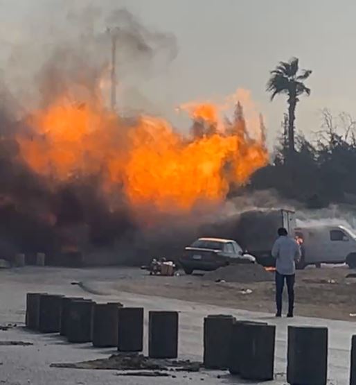 النيران تندلع