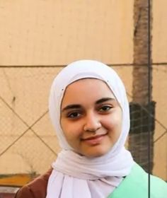 الطالبة إسراء عبد الرحيم جاد أحمد